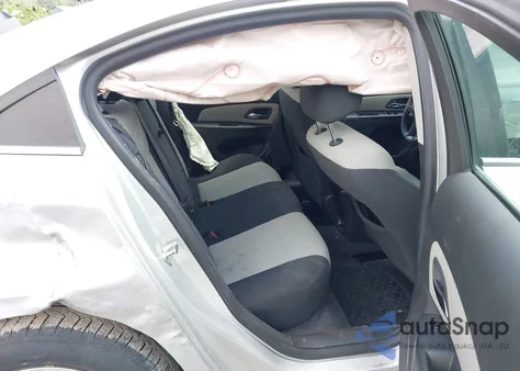 2011 Chevrolet Cruze Ls z USA, uszkodzony, nr VIN 1G1PC5SH0B7125427